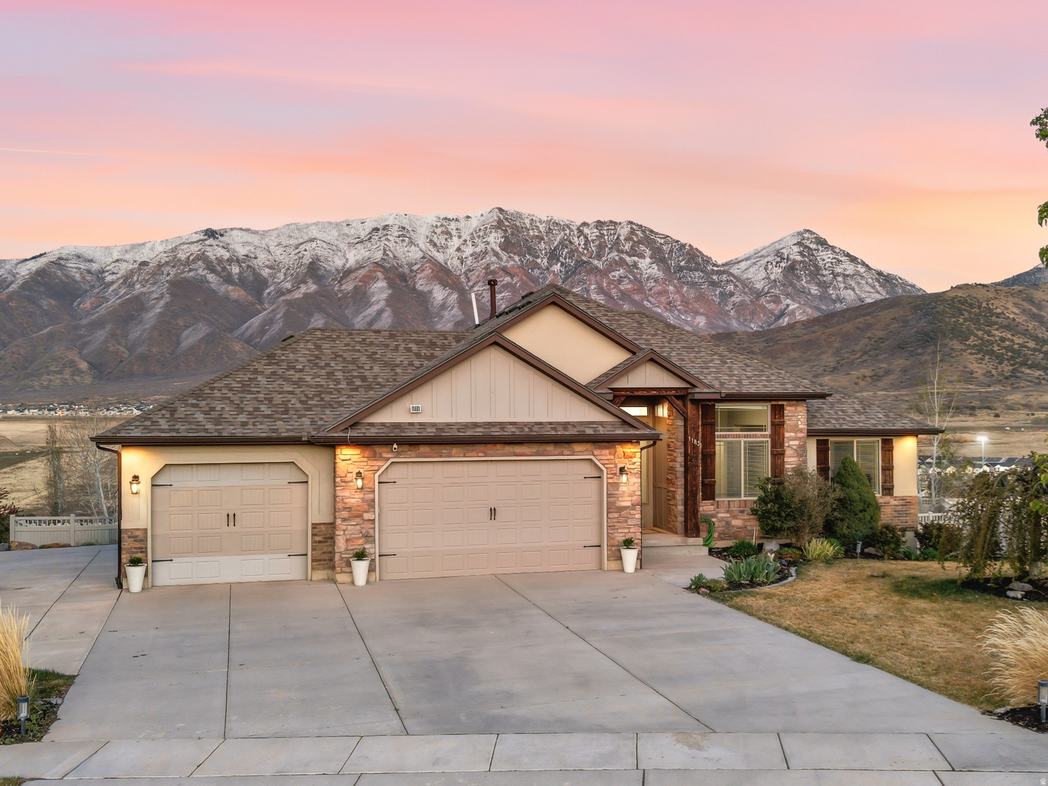 CEDAR POINT AT SUMMIT RIDGE - Residential