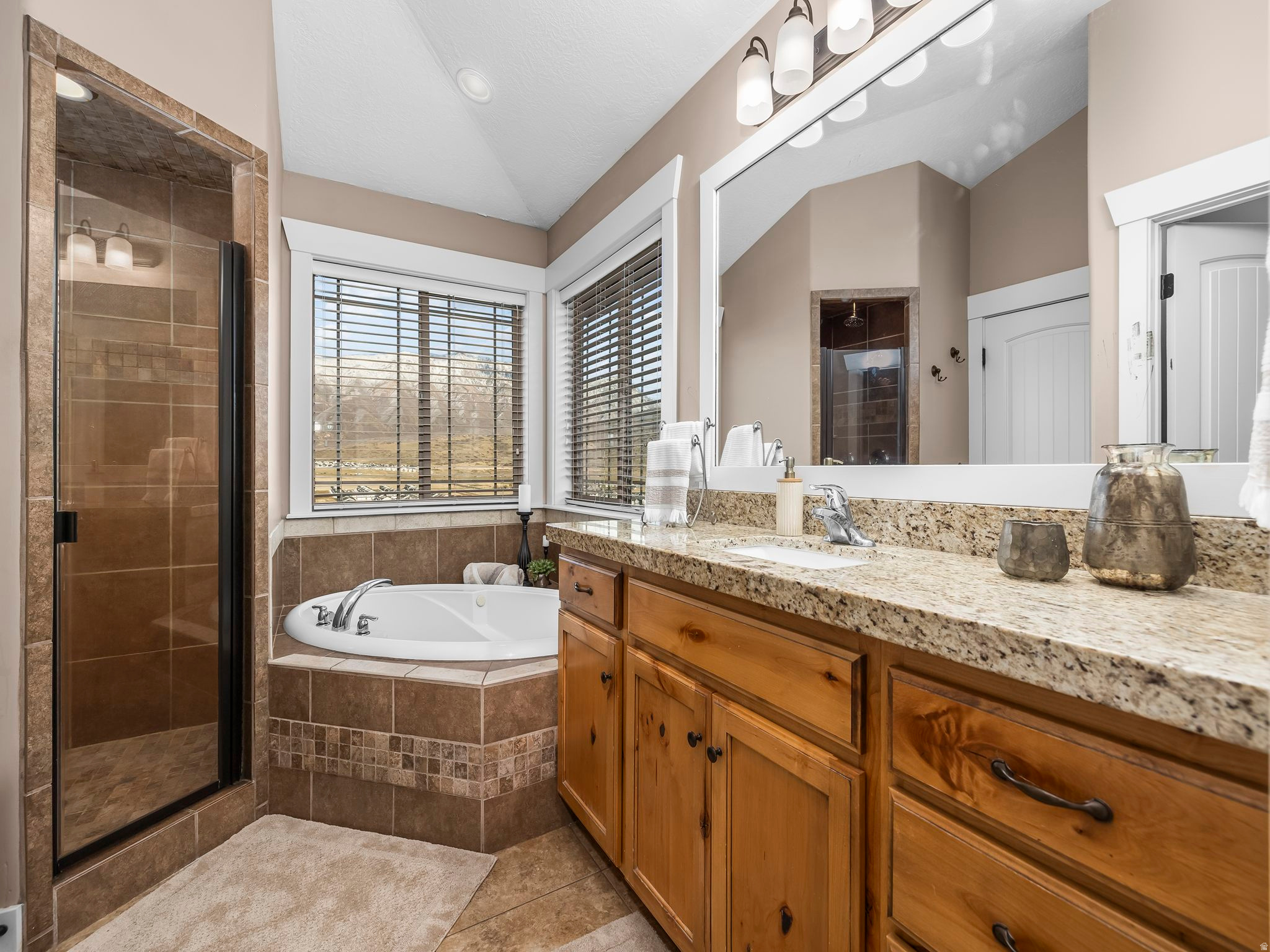 CEDAR POINT AT SUMMIT RIDGE - Residential