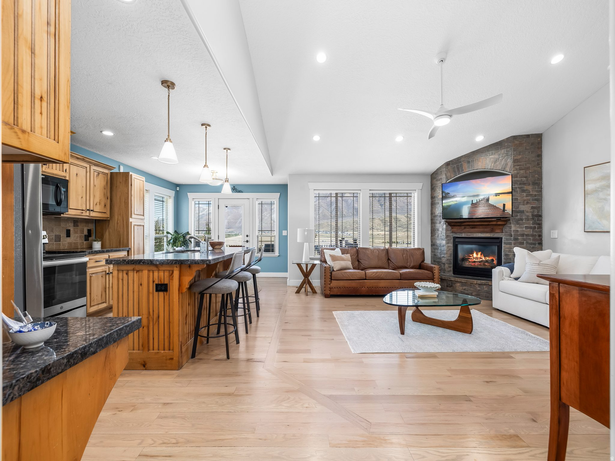 CEDAR POINT AT SUMMIT RIDGE - Residential