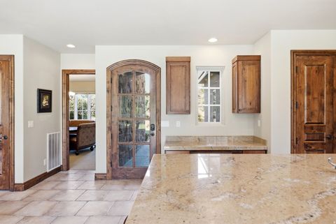 Tiny photo for 1548 W WOODS VIEW LN, Saint George, UT 84770 (MLS # 2173982)