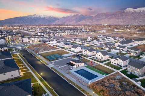 Tiny photo for 891 S 1000 W, American Fork, UT 84003 (MLS # 2142385)