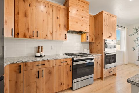 Tiny photo for 891 S 1000 W, American Fork, UT 84003 (MLS # 2142385)