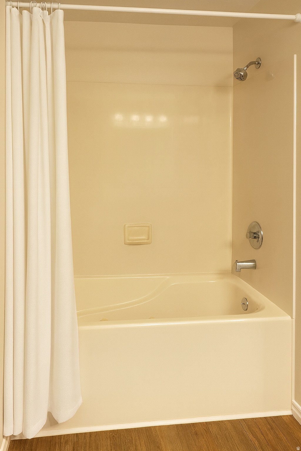 CHASE LANE - Residential