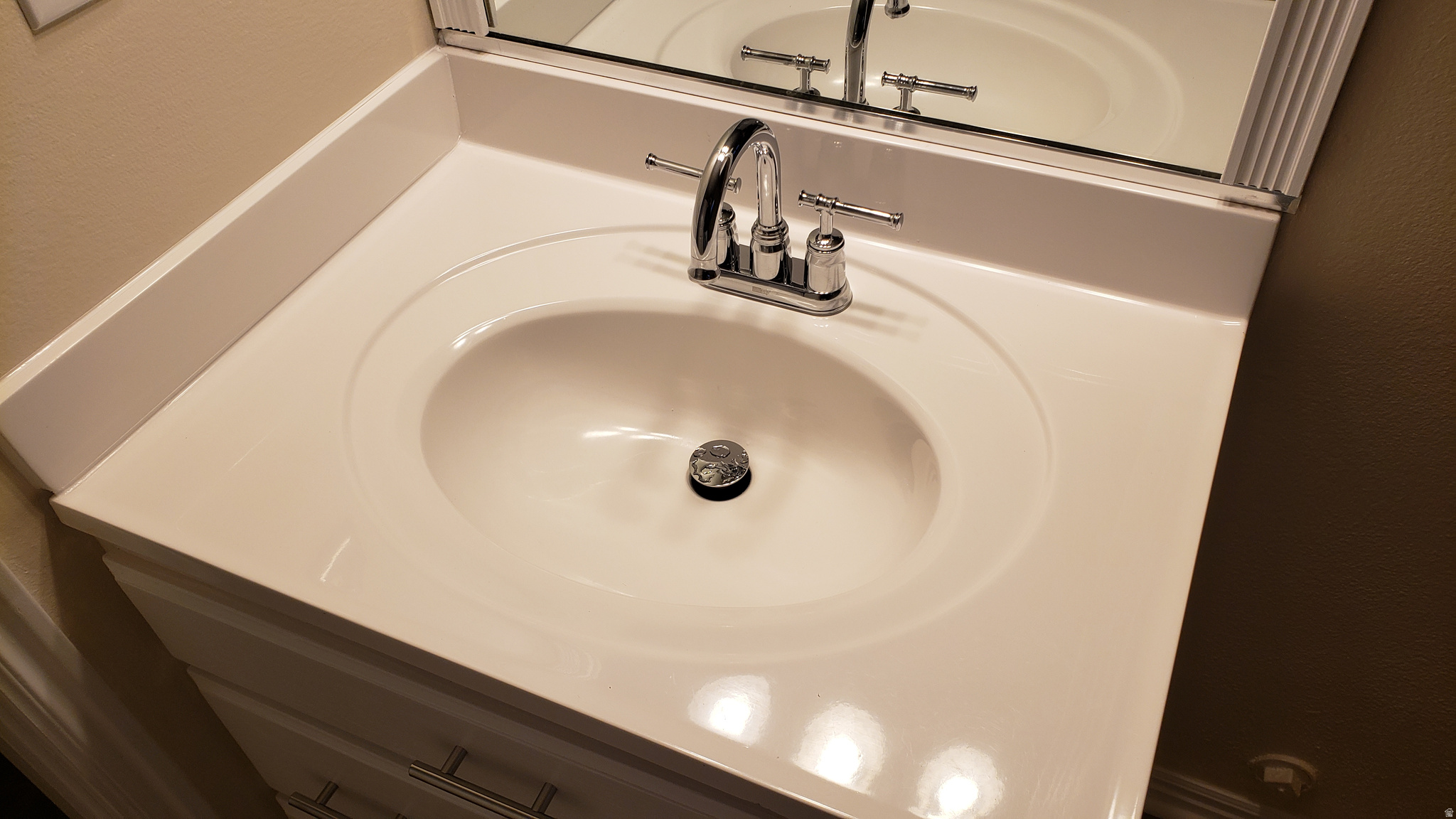 CHASE LANE - Residential