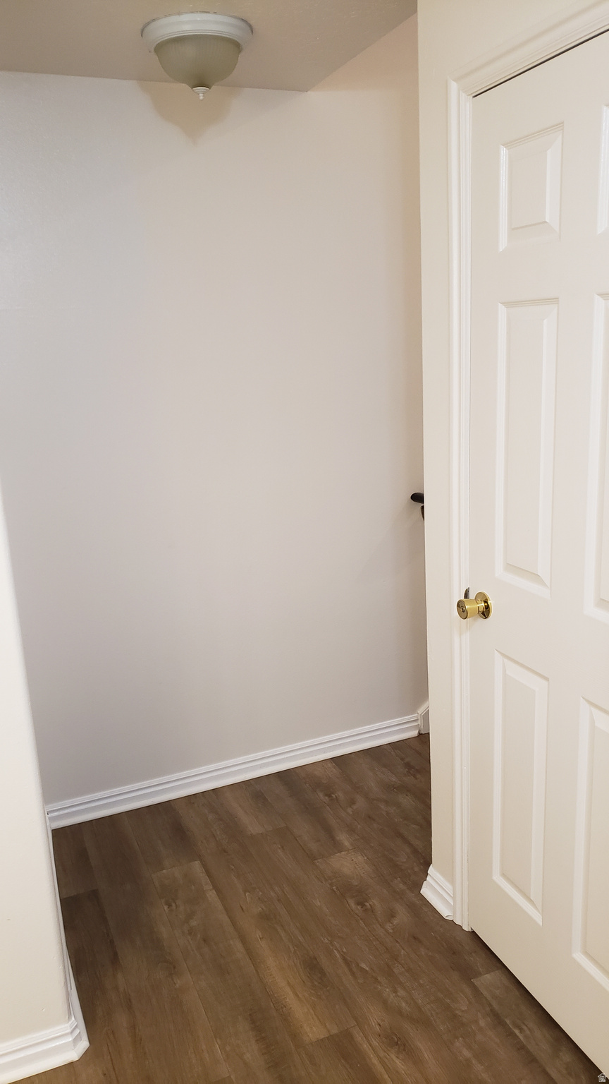 CHASE LANE - Residential