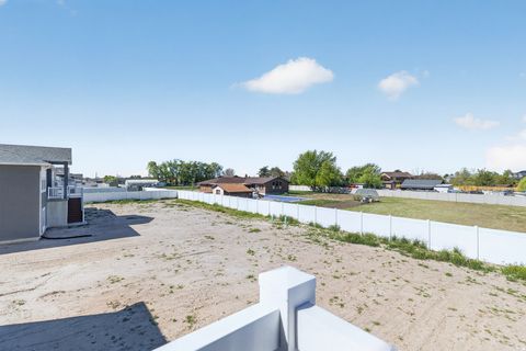 Tiny photo for 1661 S 3875 W #402, Taylor, UT 84401 (MLS # 2153856)