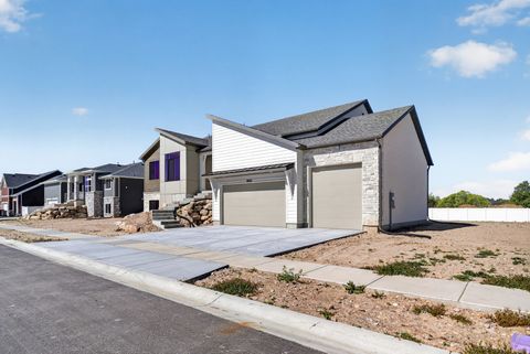 Tiny photo for 1661 S 3875 W #402, Taylor, UT 84401 (MLS # 2153856)