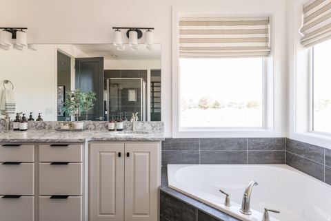 Tiny photo for 326 E LUNA CIR #7, Salem, UT 84653 (MLS # 2136502)