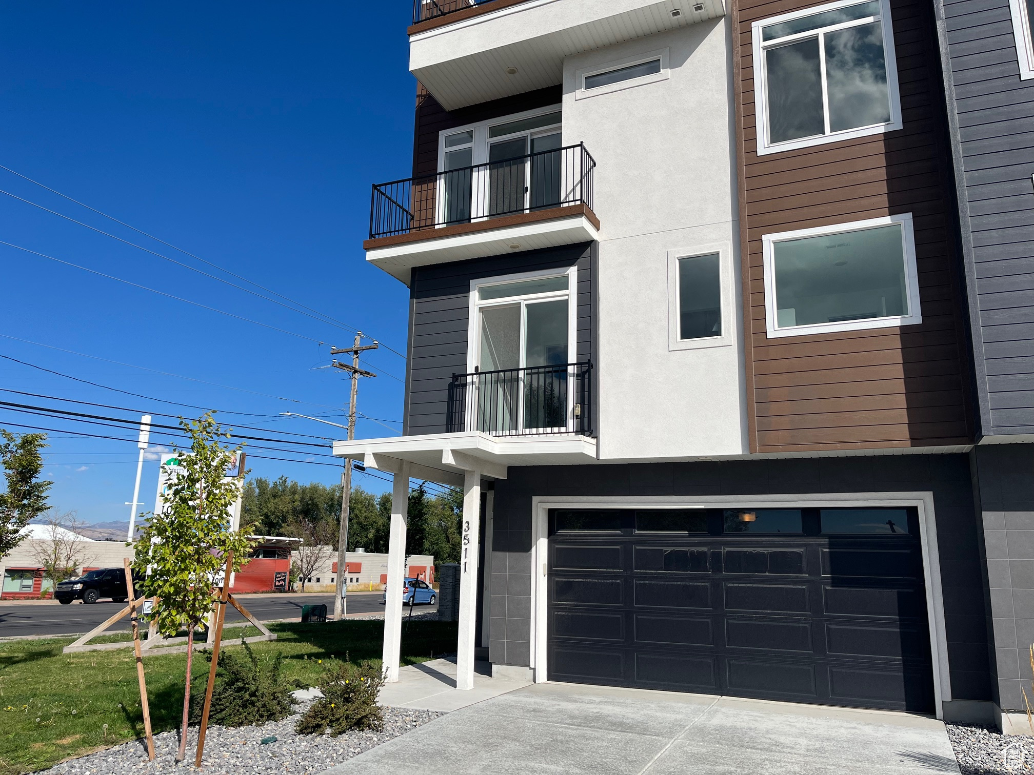 LOFTS ON 35TH - Residential