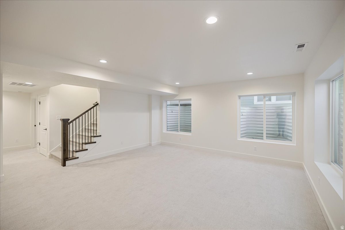 DAYBREAK - Residential