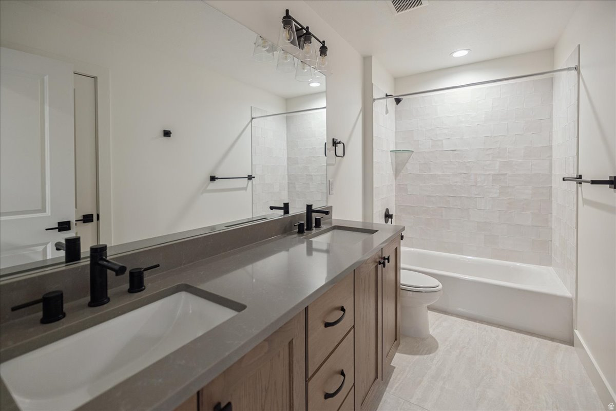 DAYBREAK - Residential