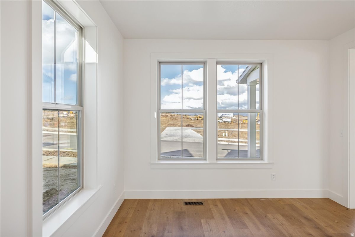 DAYBREAK - Residential