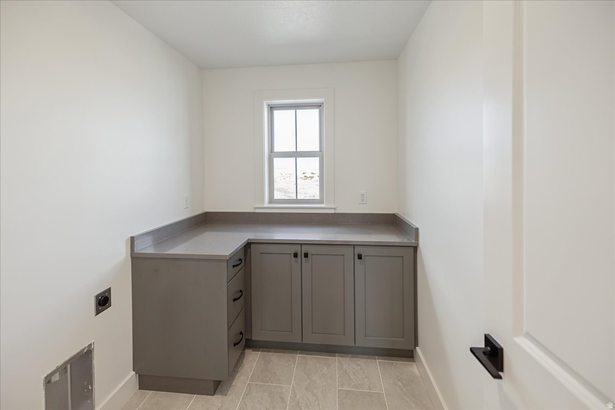 DAYBREAK - Residential