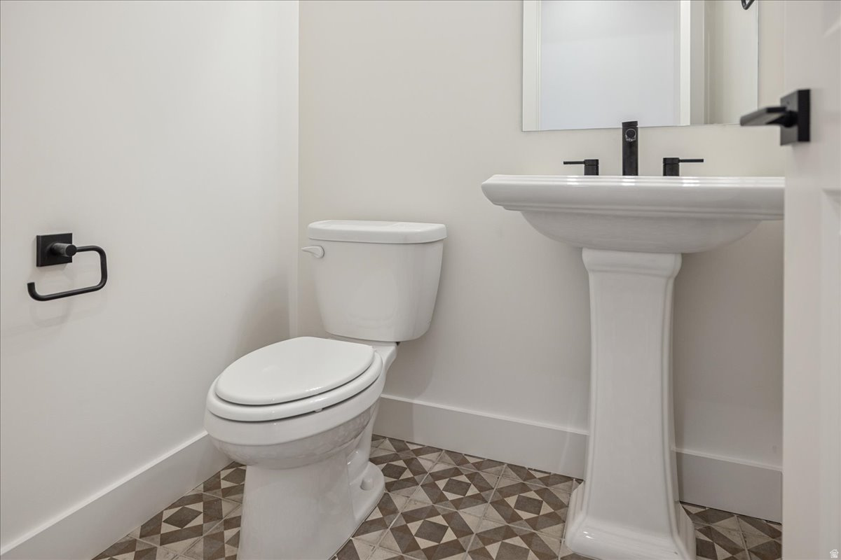 DAYBREAK - Residential