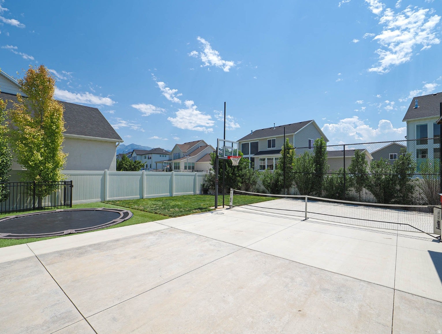 154 E Zinfandel Ln, Vineyard, UT, 84059, USA, 6 Bedrooms Bedrooms, ,4 BathroomsBathrooms,Residential,Active,154 E Zinfandel Ln,2176093