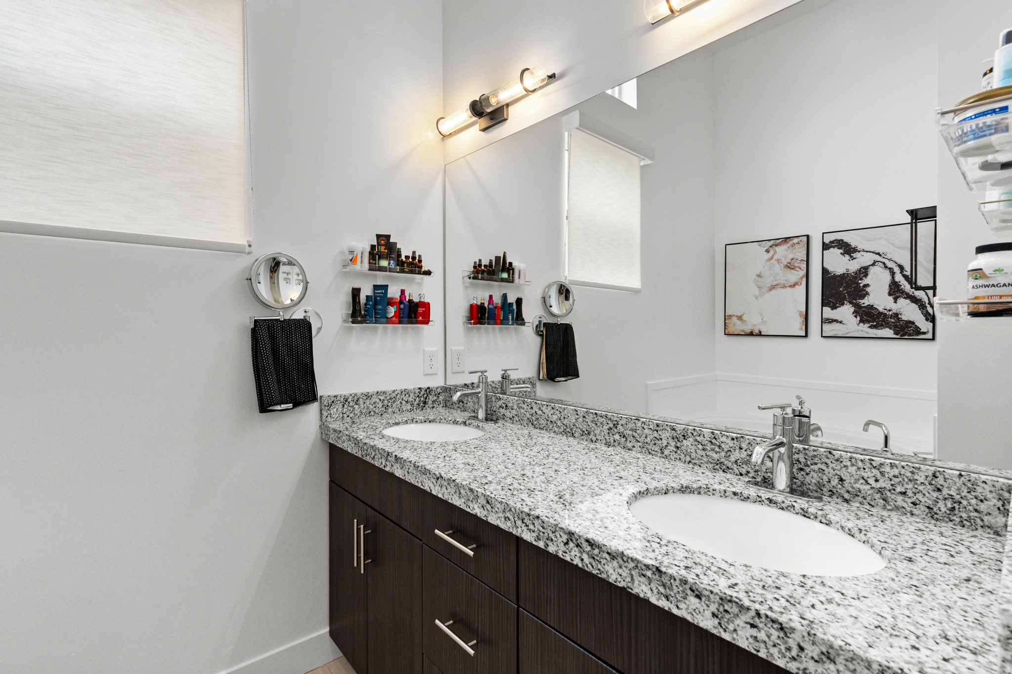 LOFTS AT SANDY - Residential