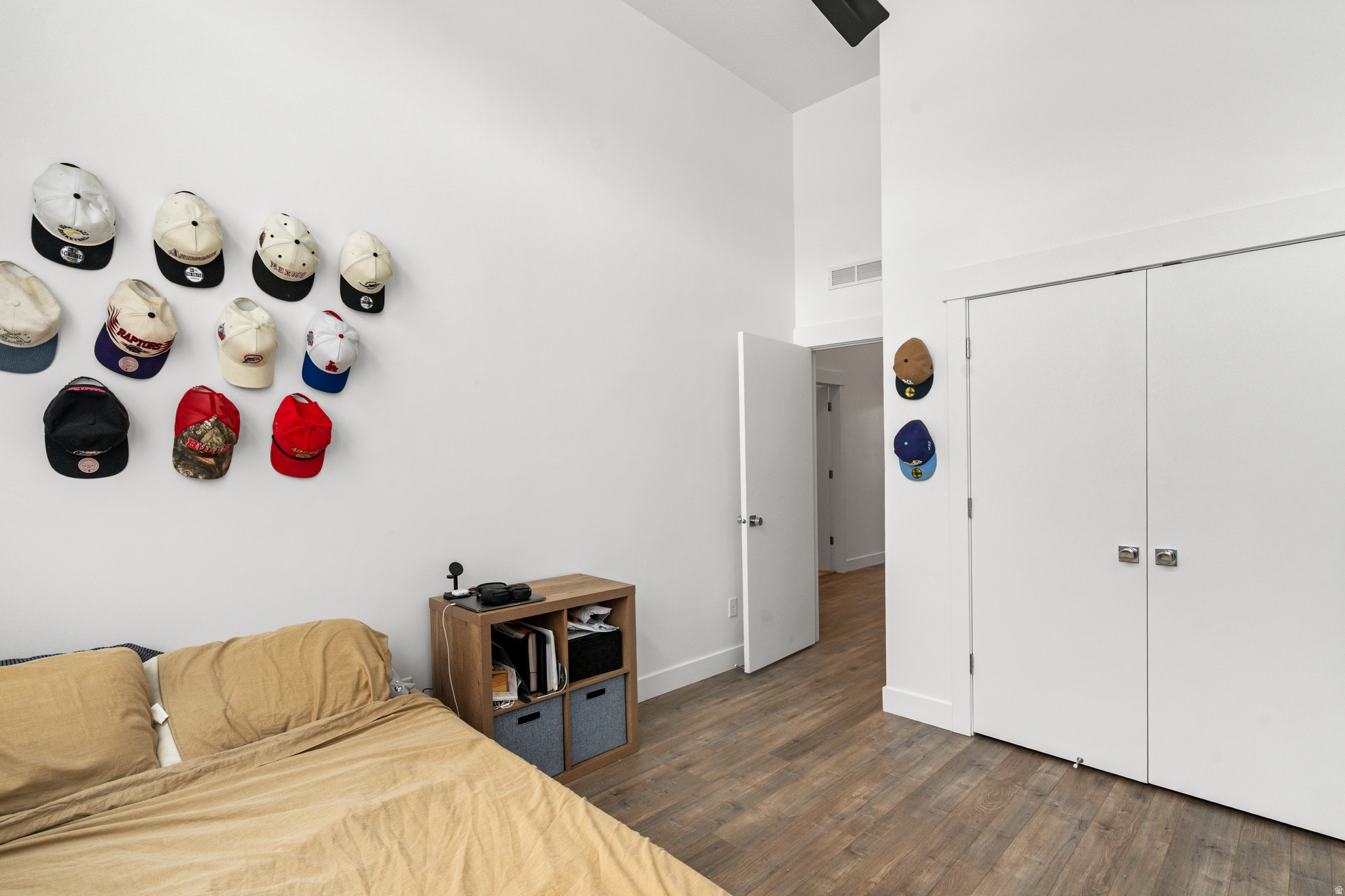 LOFTS AT SANDY - Residential