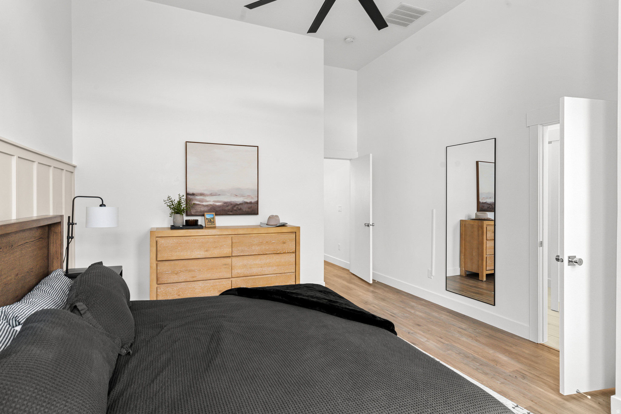 LOFTS AT SANDY - Residential