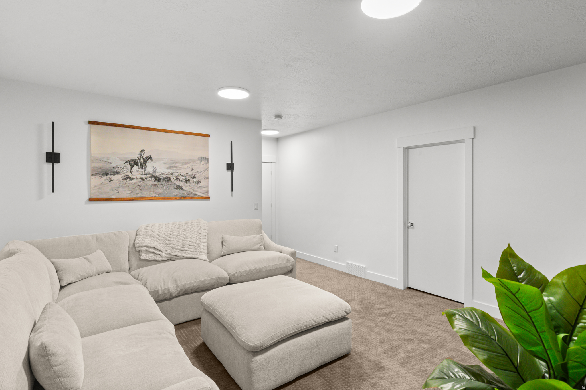 LOFTS AT SANDY - Residential