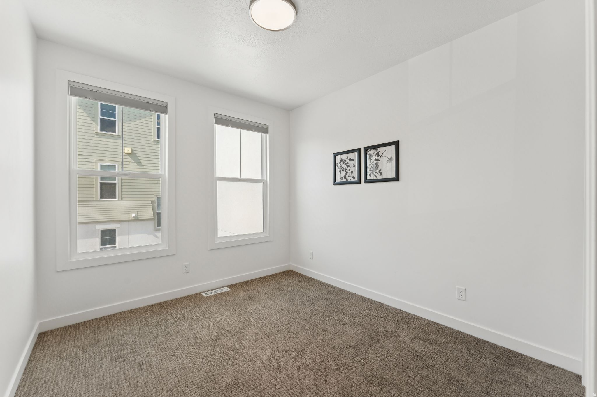 MARINA VLG DYBRK141 - Residential