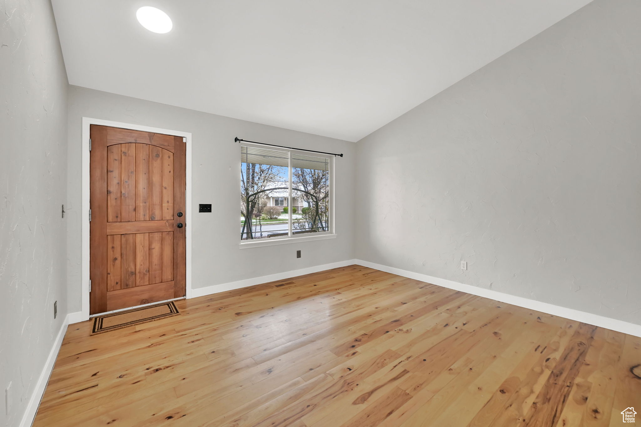 334 E La Vera Ln, Sandy, Utah image 3