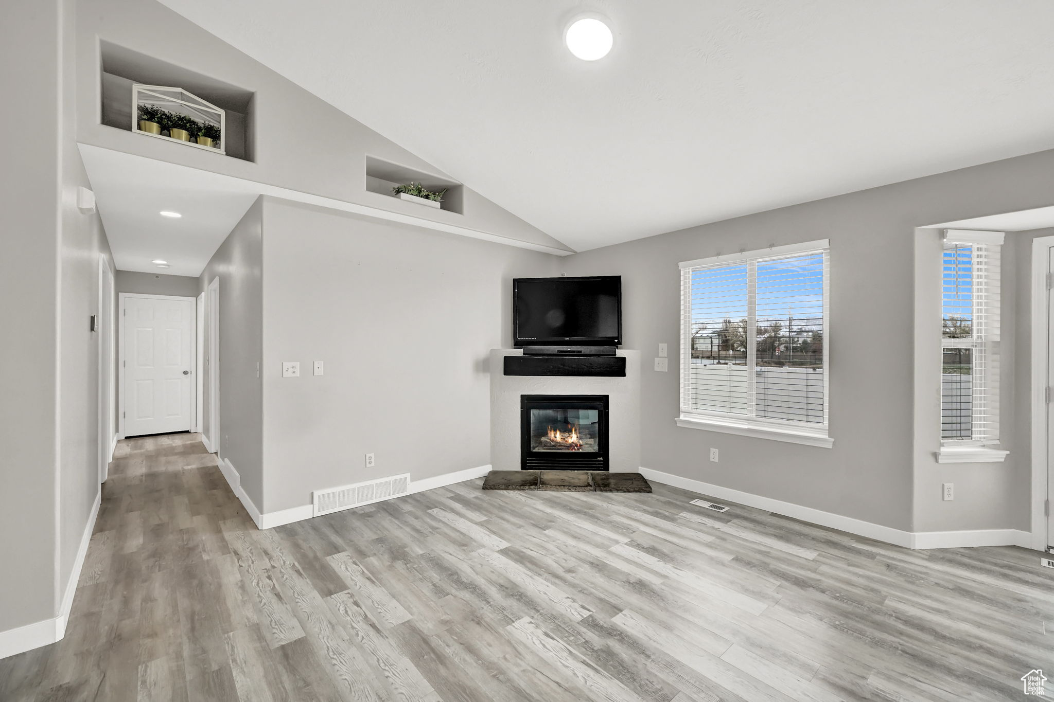 334 E La Vera Ln, Sandy, Utah image 7