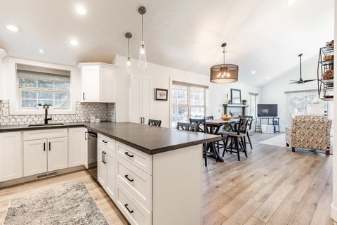 Tiny photo for 1029 ZERMATT DR #8, Midway, UT 84049 (MLS # 2157923)