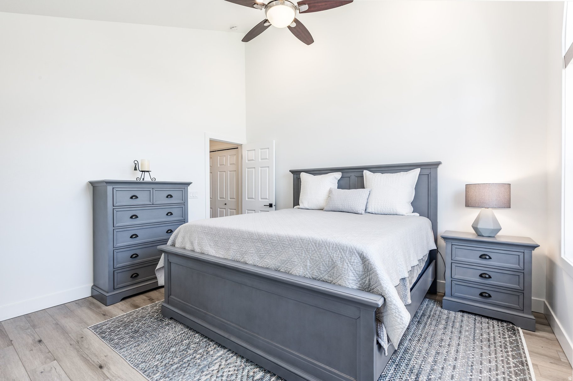 SWISS OAKS - Residential