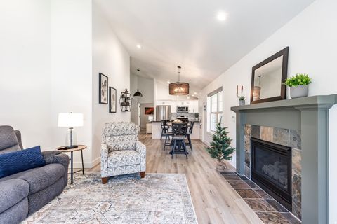 Tiny photo for 1029 ZERMATT DR #8, Midway, UT 84049 (MLS # 2157923)