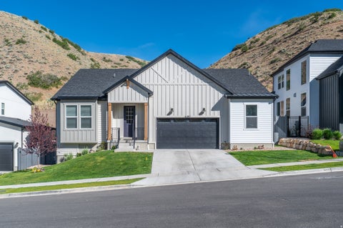 Homes For Sale - 6197 N Fox Canyon Rd<br/> Lehi, UT 84048