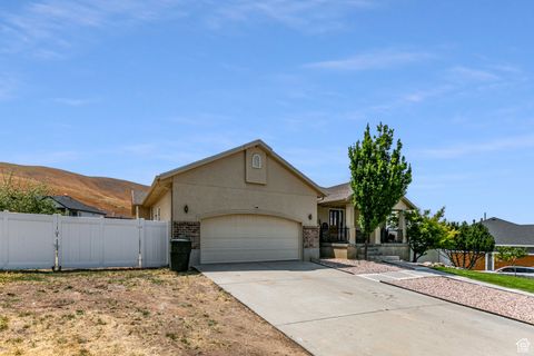 Tiny photo for 702 S ELK MEADOW LOOP, Tooele, UT 84074 (MLS # 2078598)