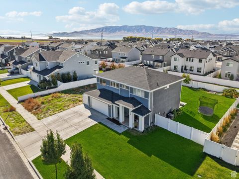 Tiny photo for 898 S 240 W, American Fork, UT 84003 (MLS # 2119103)