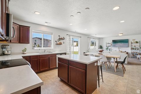 Tiny photo for 898 S 240 W, American Fork, UT 84003 (MLS # 2119103)
