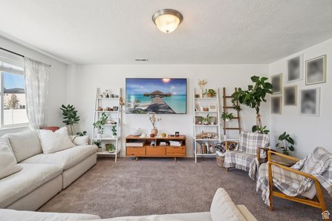 Tiny photo for 898 S 240 W, American Fork, UT 84003 (MLS # 2119103)