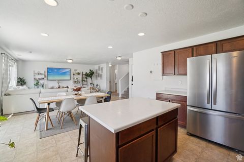 Tiny photo for 898 S 240 W, American Fork, UT 84003 (MLS # 2119103)