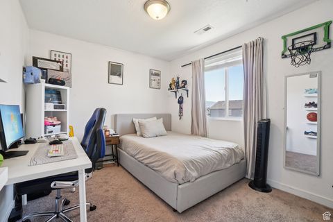 Tiny photo for 898 S 240 W, American Fork, UT 84003 (MLS # 2119103)