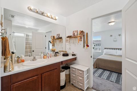 Tiny photo for 898 S 240 W, American Fork, UT 84003 (MLS # 2119103)