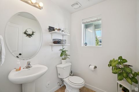 Tiny photo for 898 S 240 W, American Fork, UT 84003 (MLS # 2119103)