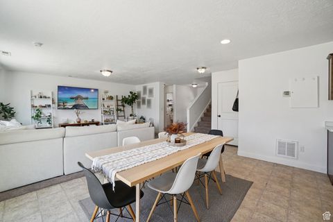 Tiny photo for 898 S 240 W, American Fork, UT 84003 (MLS # 2119103)