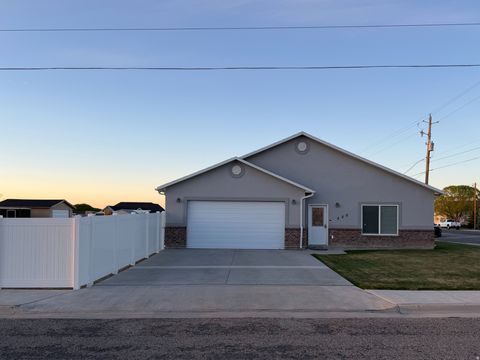 Homes For Sale - 220 E 100<br/> Emery County, Huntington, UT 84528