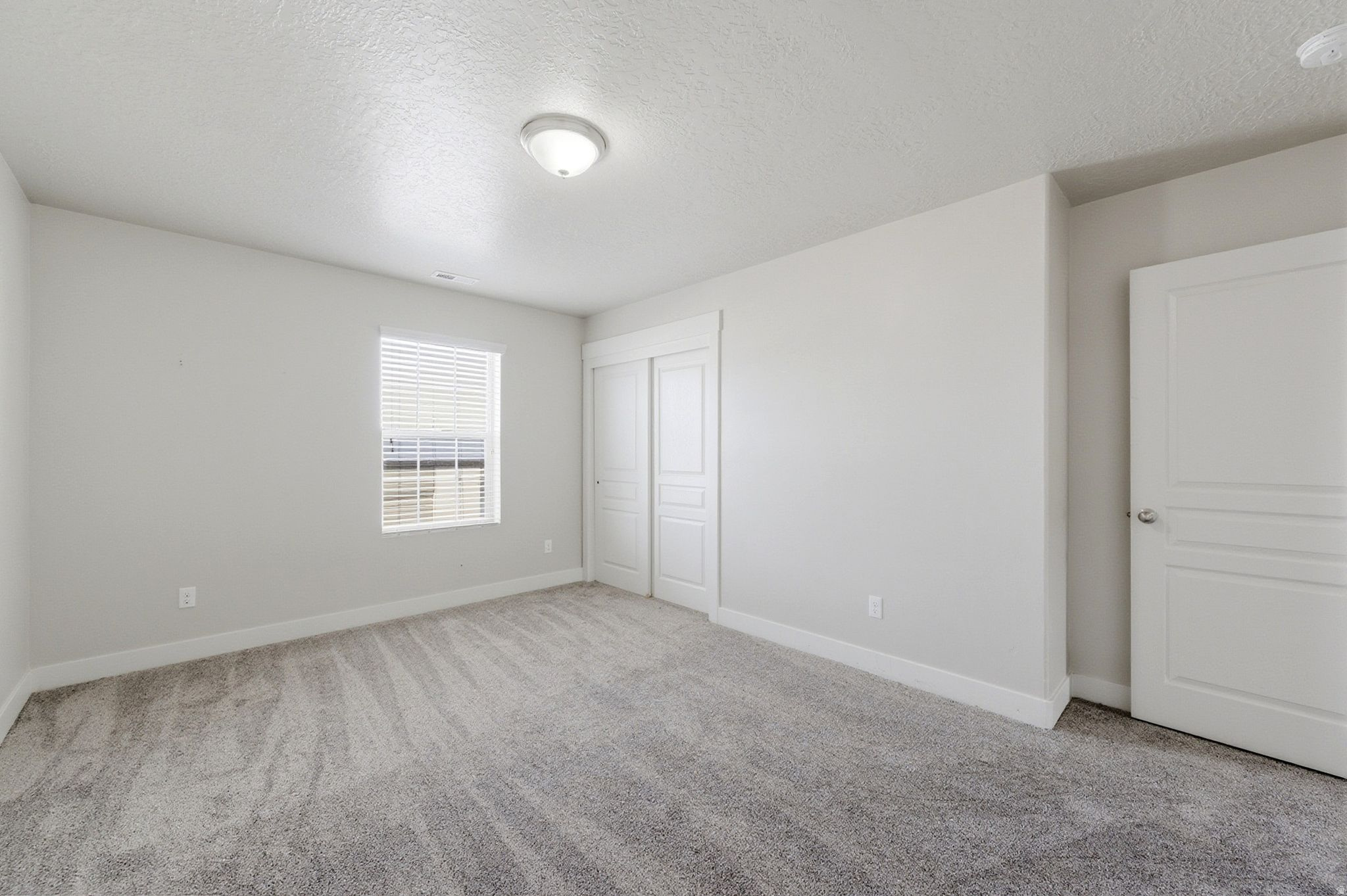 GABLES AT SARATOGA SPRINGS - Residential