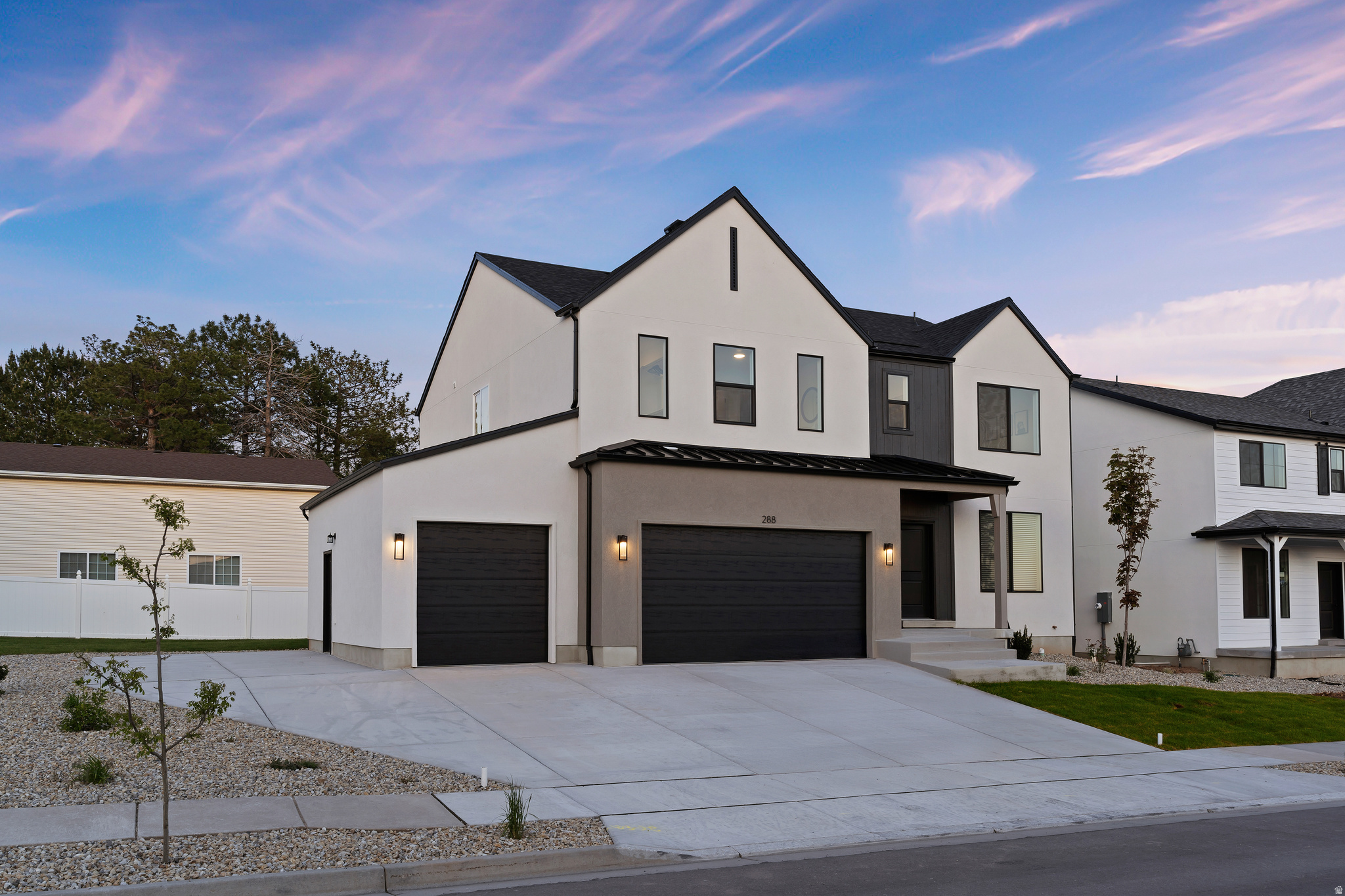 IVIE MEADOWS - Residential