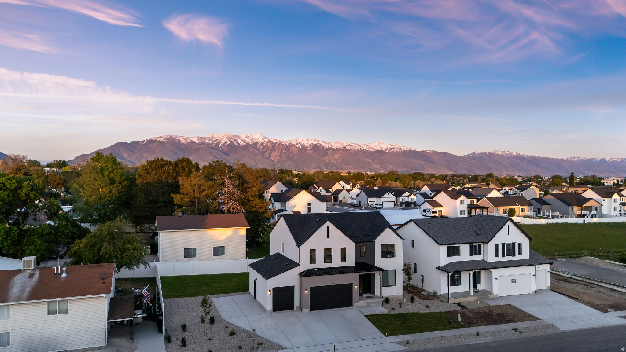 IVIE MEADOWS - Residential