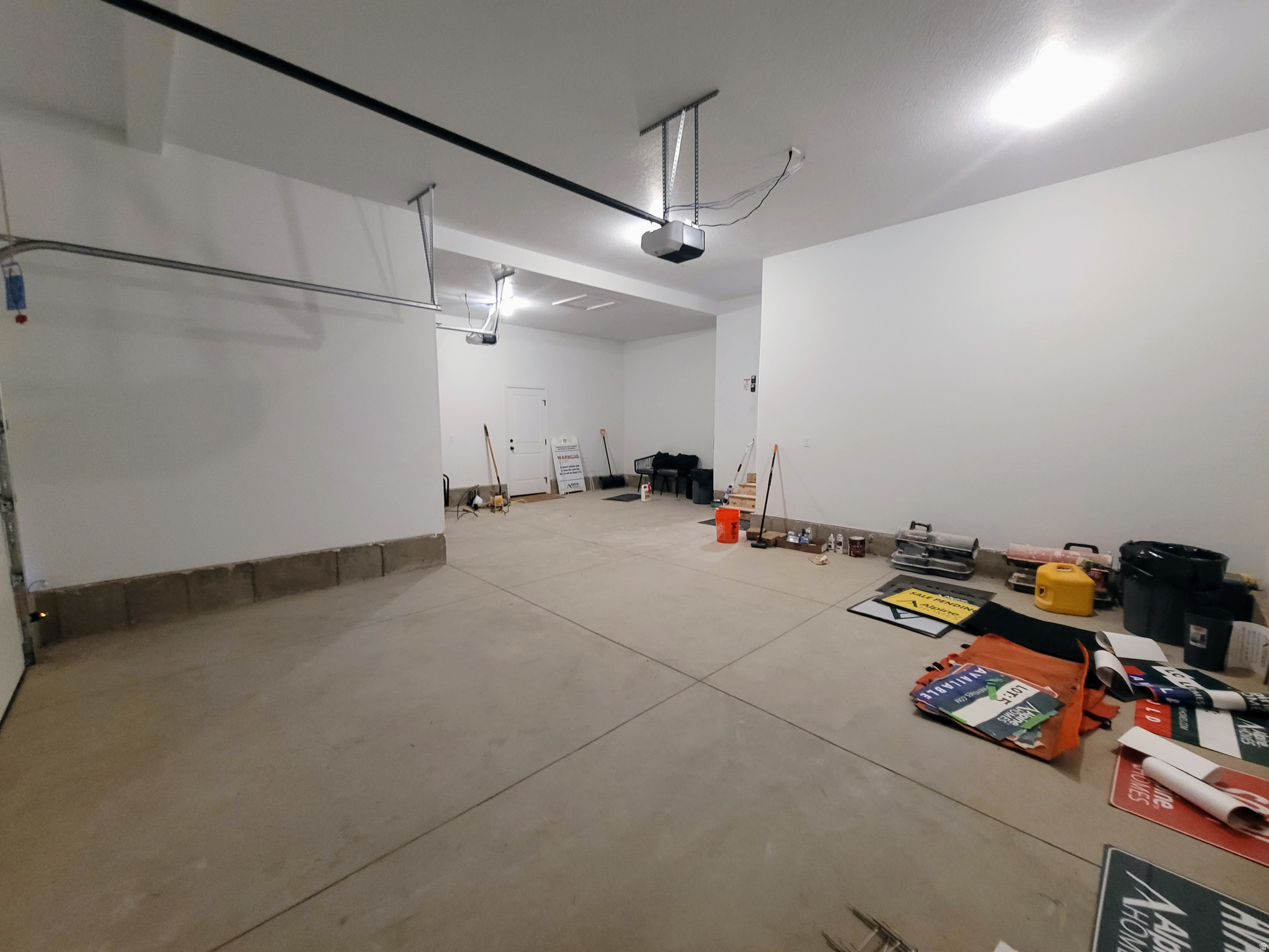 IVIE MEADOWS - Residential