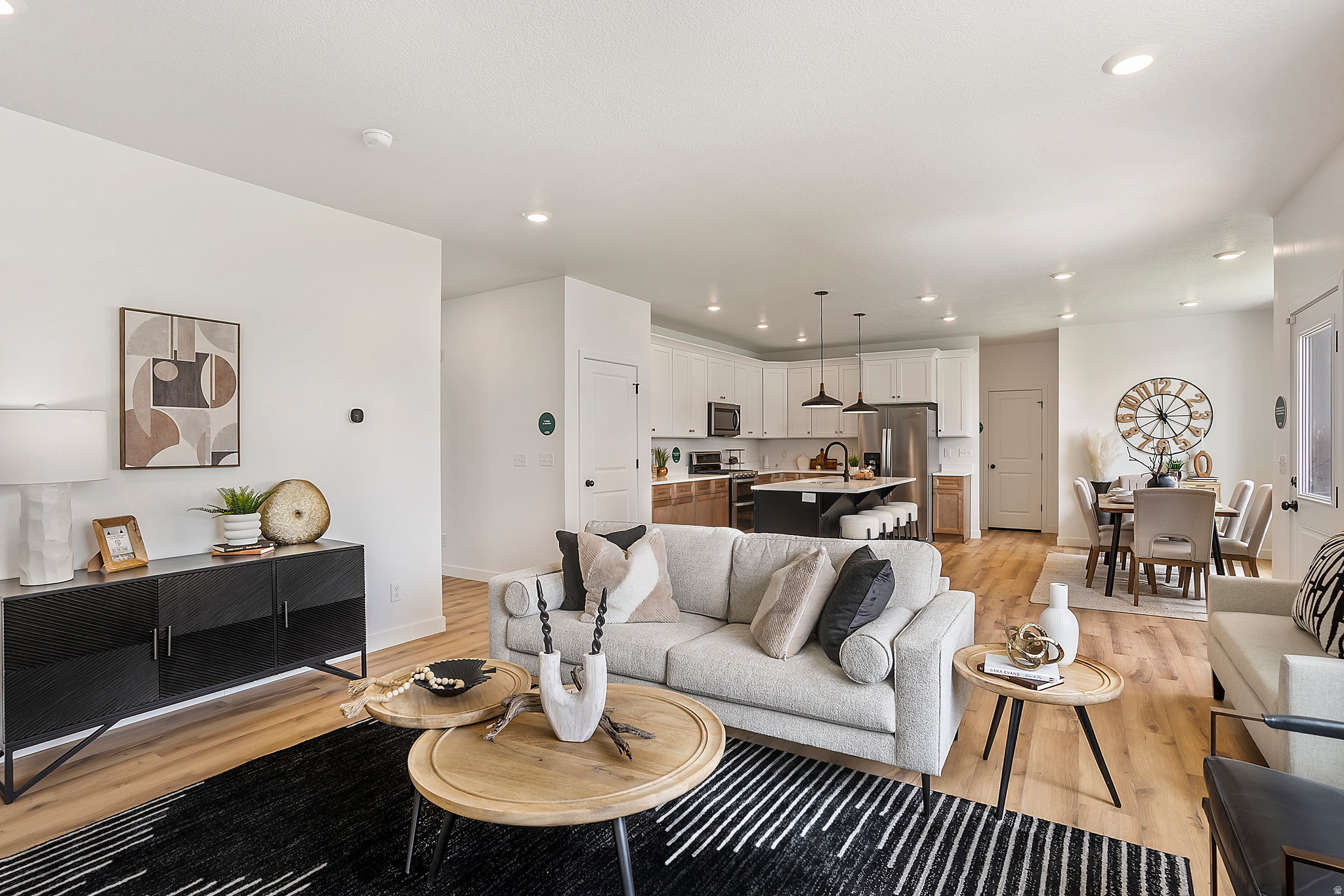 IVIE MEADOWS - Residential