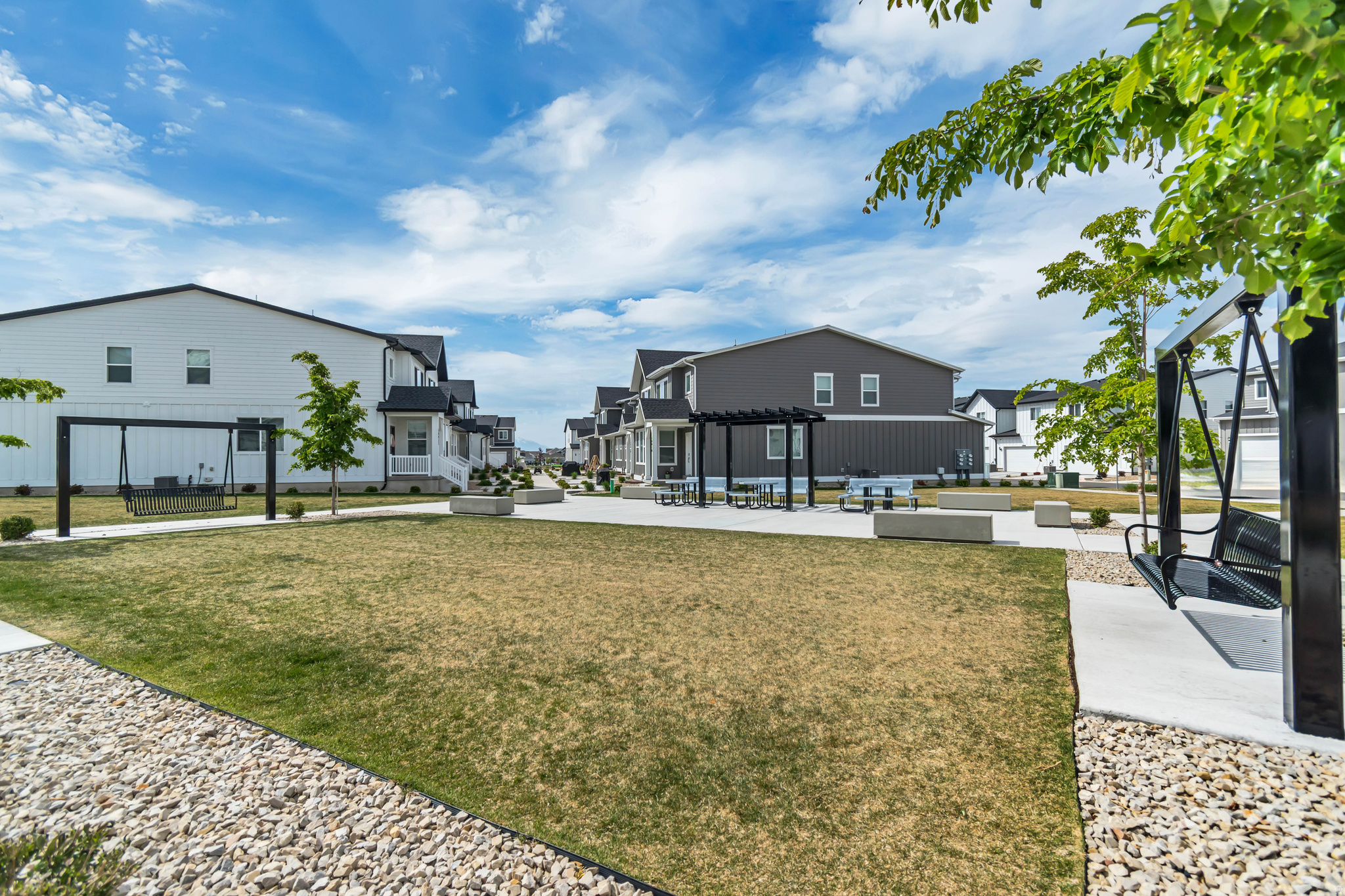 RIDGEVIEW - Residential