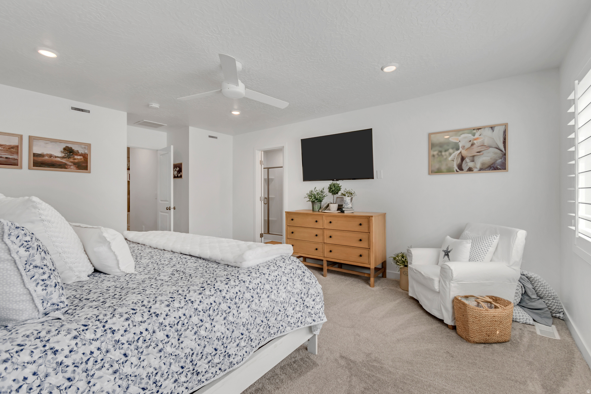 RIDGEVIEW - Residential