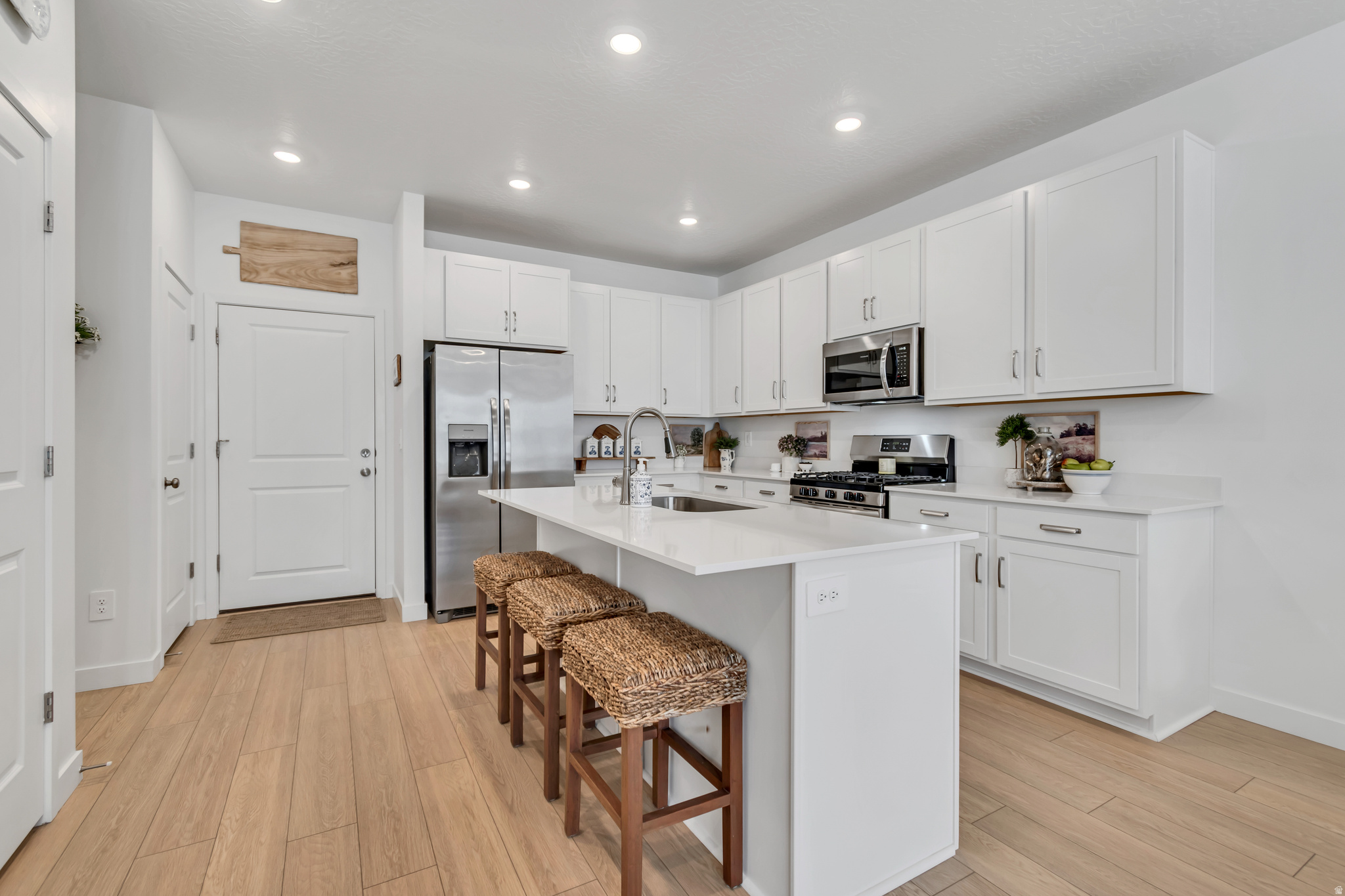 RIDGEVIEW - Residential