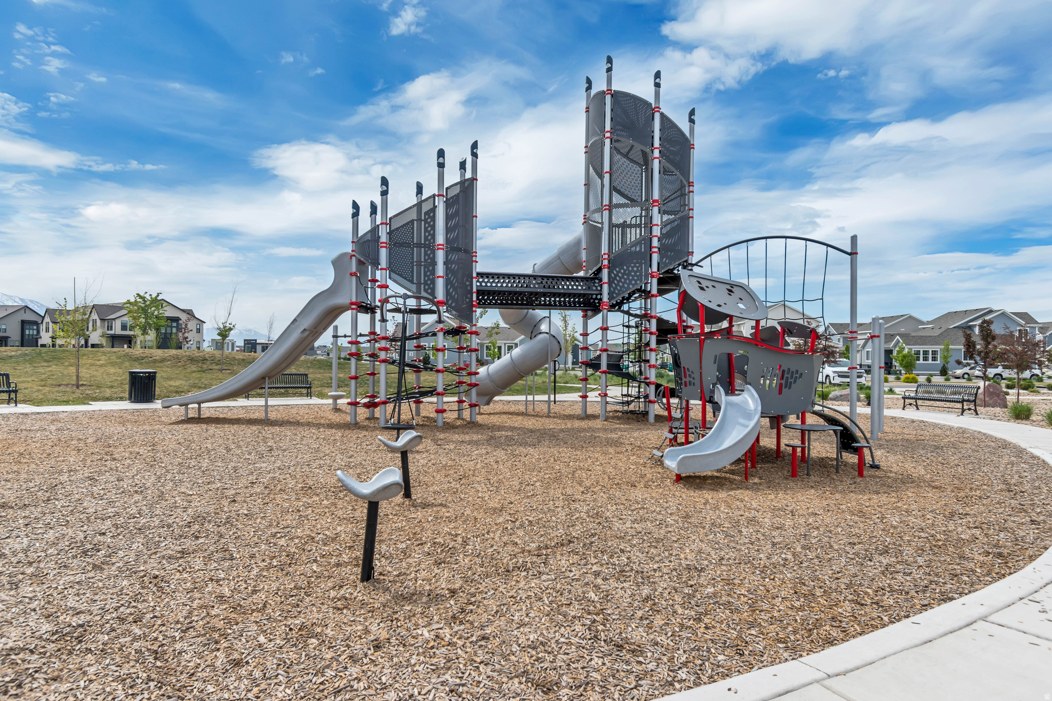 RIDGEVIEW - Residential