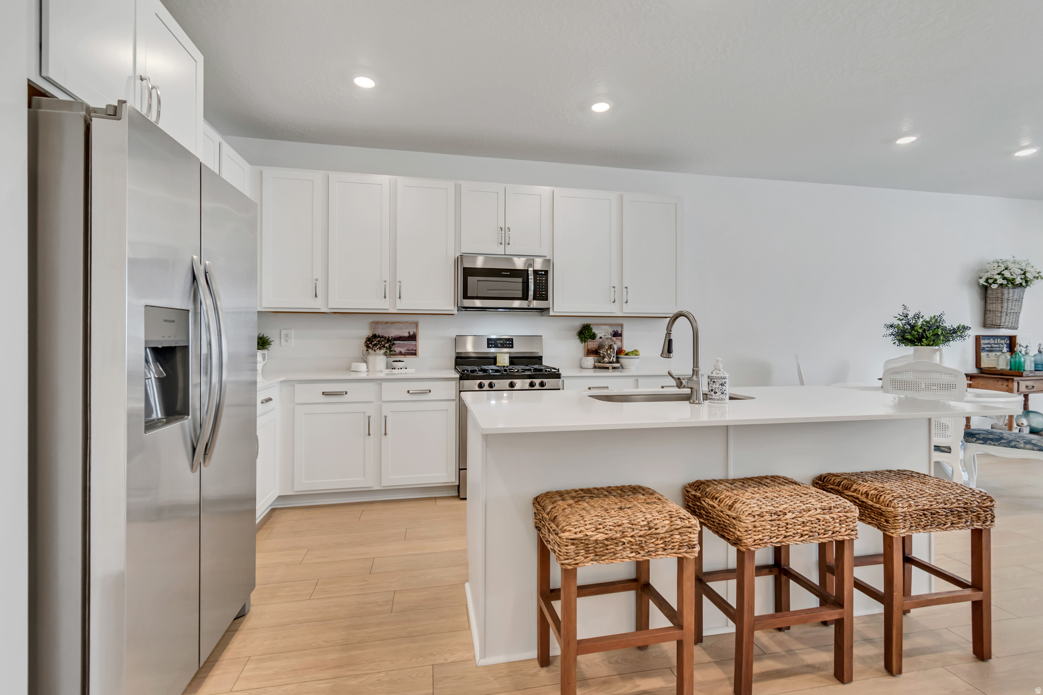 RIDGEVIEW - Residential